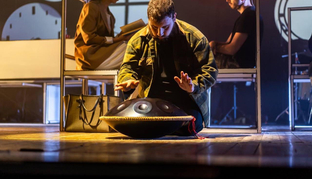 Foto di scena 2 di «Un giorno qualunque»