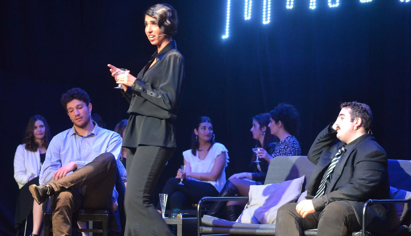 Foto di scena 1 di «Il terzo incomodo»